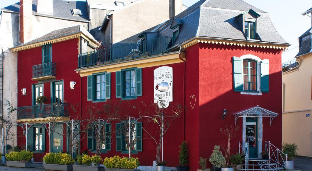 Les Petites Vosges Bed and Breakfast Bagnères-de-Bigorre Exteriör bild